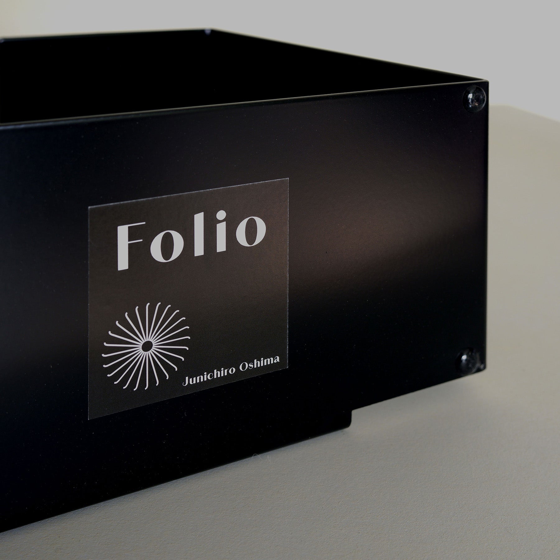 Folio Black